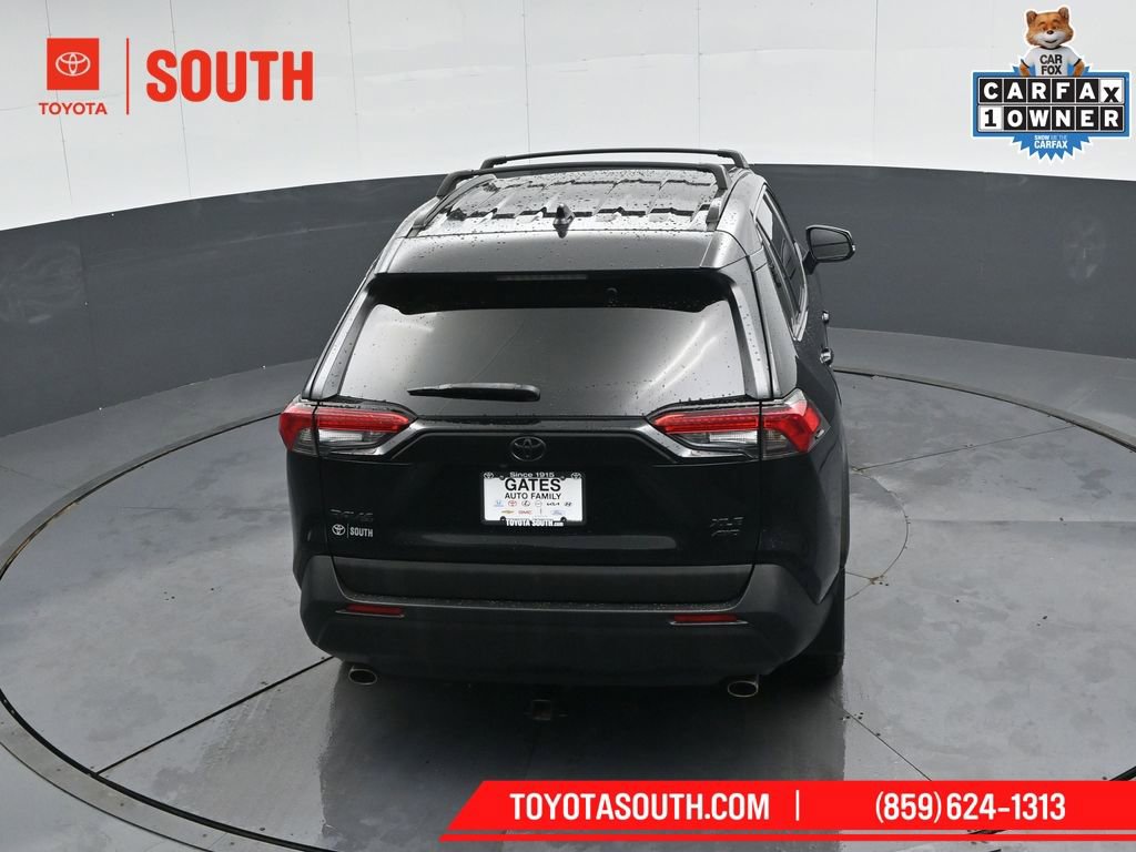 Used 2021 Toyota RAV4 XLE w/ Convenience Package image 39