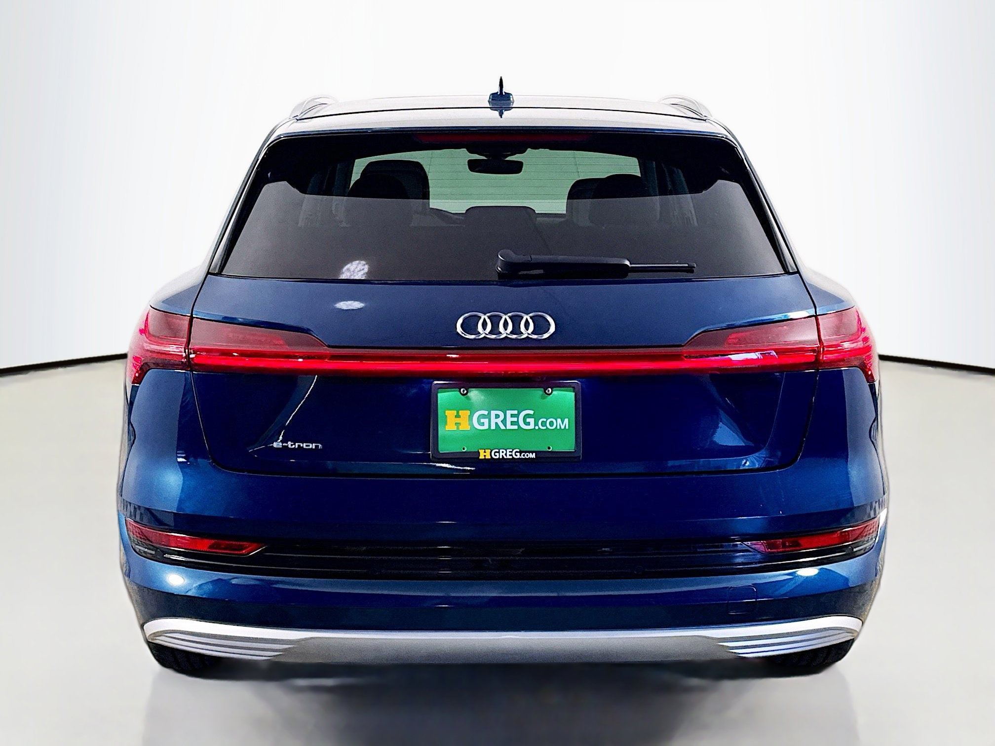 Used 2019 Audi e-tron Prestige w/ Prestige Package image 8