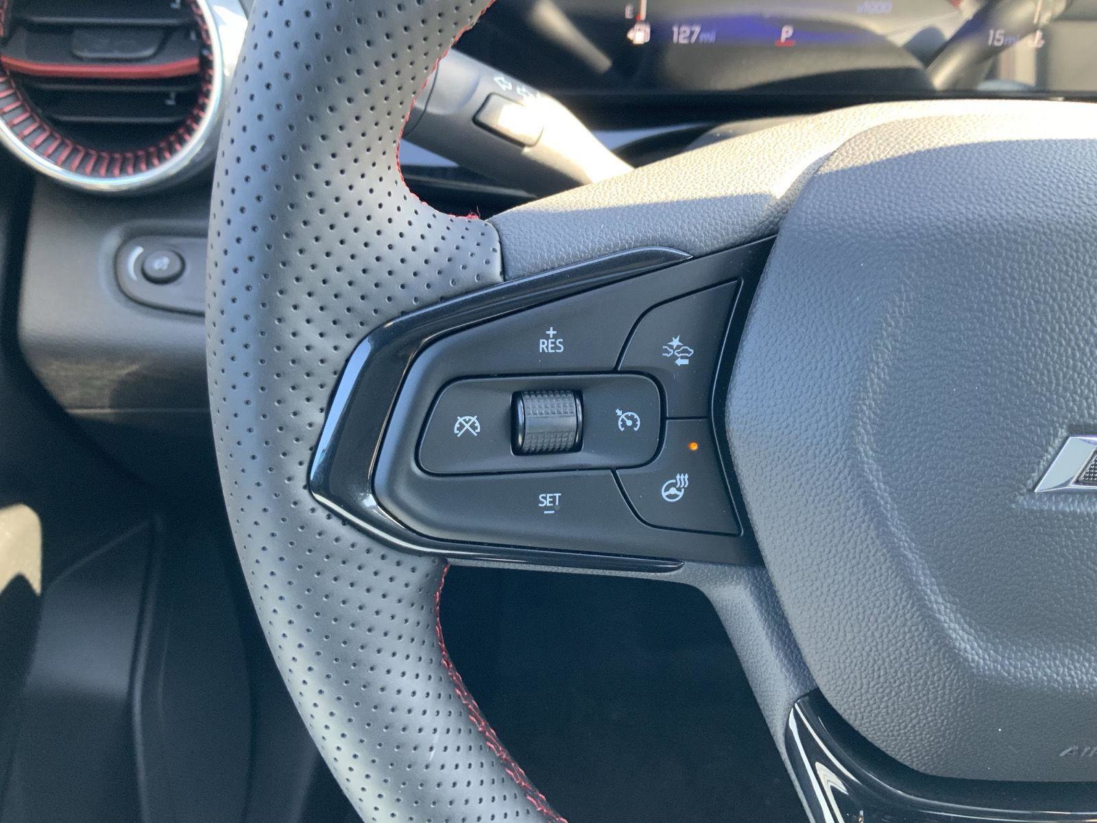 New 2026 Chevrolet Trax RS FWD image 28