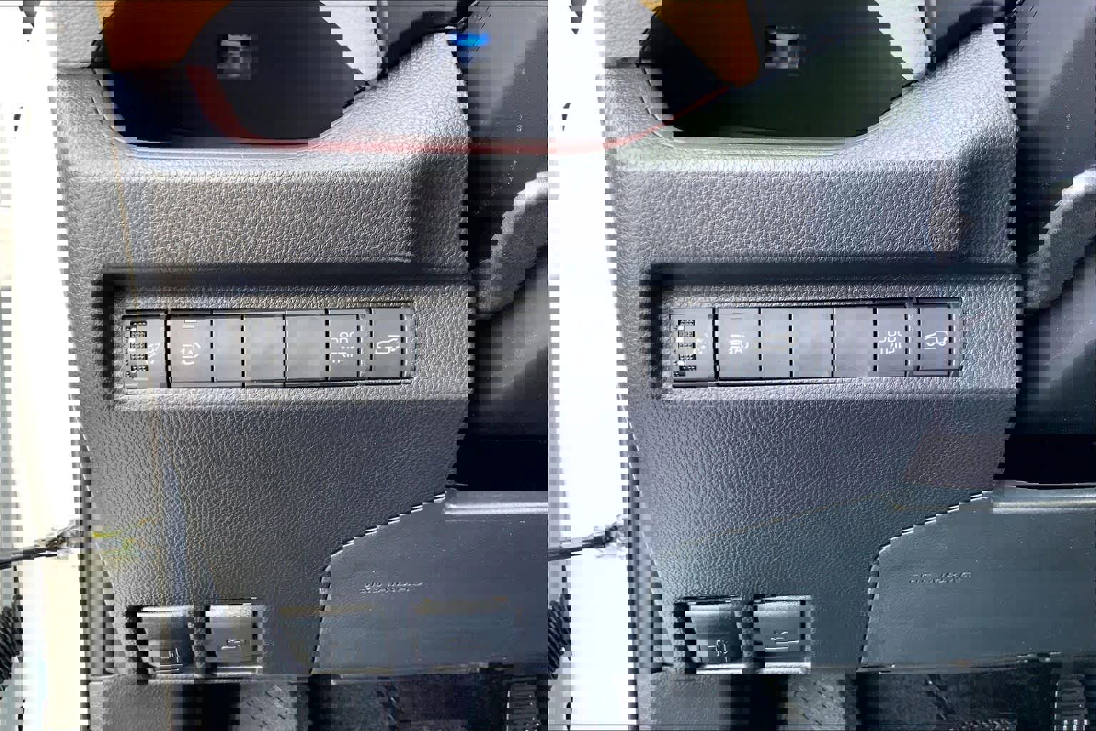 Certified 2025 Toyota RAV4 Limited image 32