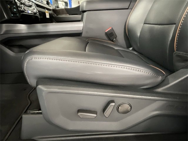 New 2026 Ford F250 Lariat w/ Lariat Premium Package image 18