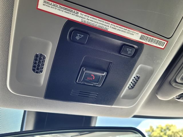 Used 2021 Toyota Camry SE FWD image 18