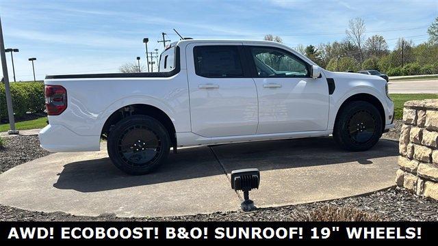 New 2025 Ford Maverick Lobo image 3