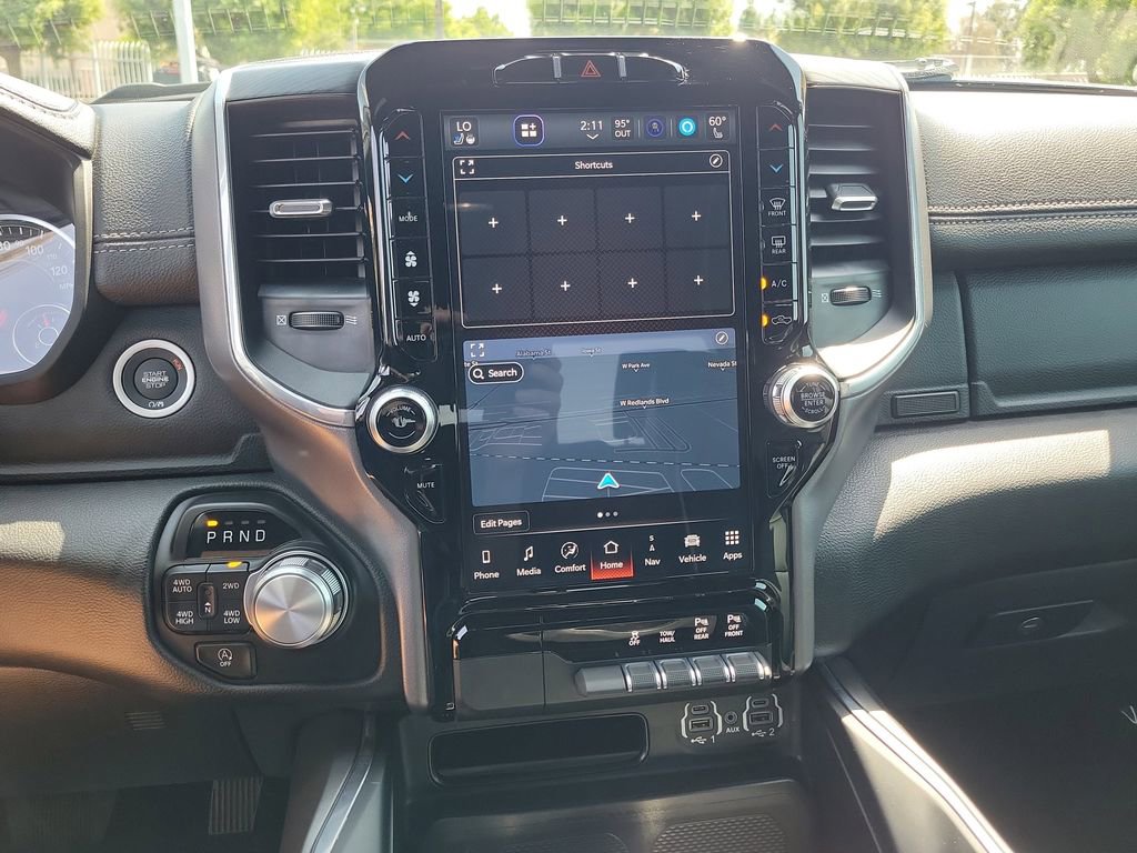 Used 2023 RAM 1500 Laramie AWD/4WD image 16