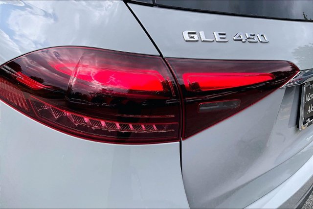 Certified 2024 Mercedes-Benz GLE 450 4MATIC image 25