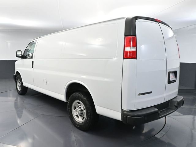 Used 2022 Chevrolet Express 2500 w/ Driver Convenience Package image 7