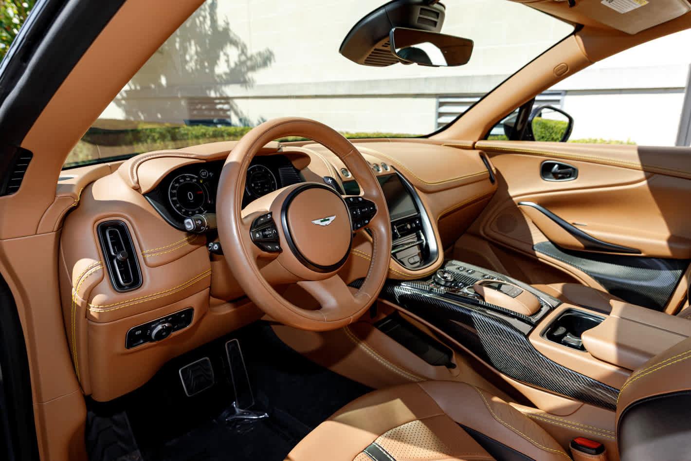 Used 2023 Aston Martin DBX 707 image 43