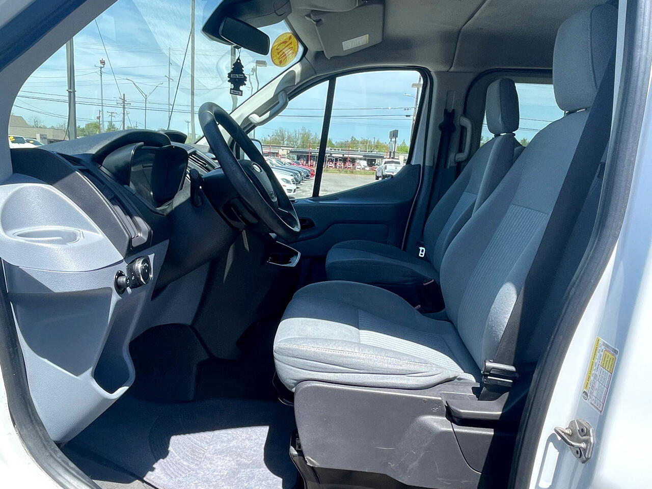 Used 2015 Ford Transit 350 XLT image 11