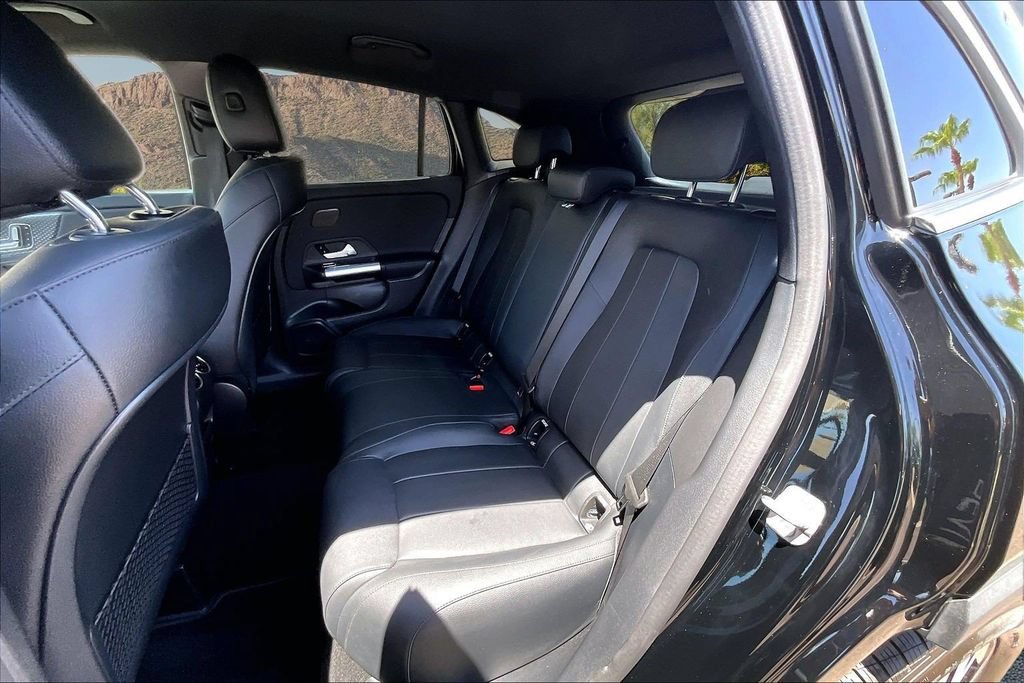 Used 2025 Mercedes-Benz GLA 250 image 26
