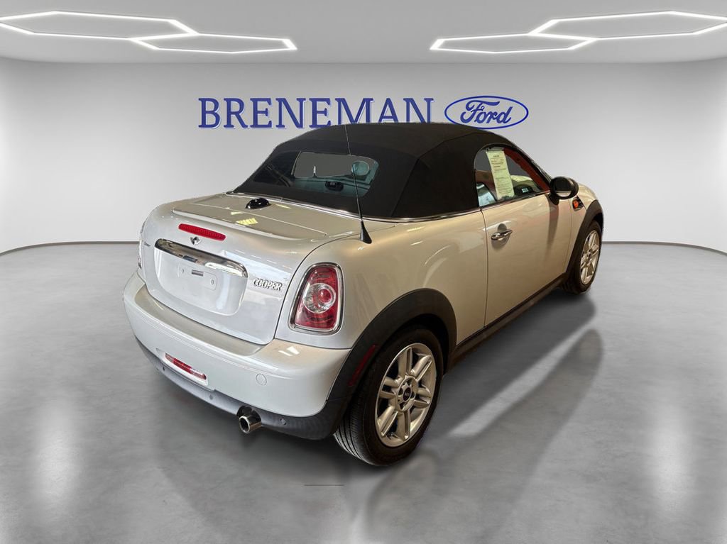 Used 2012 MINI Cooper Roadster FWD image 5