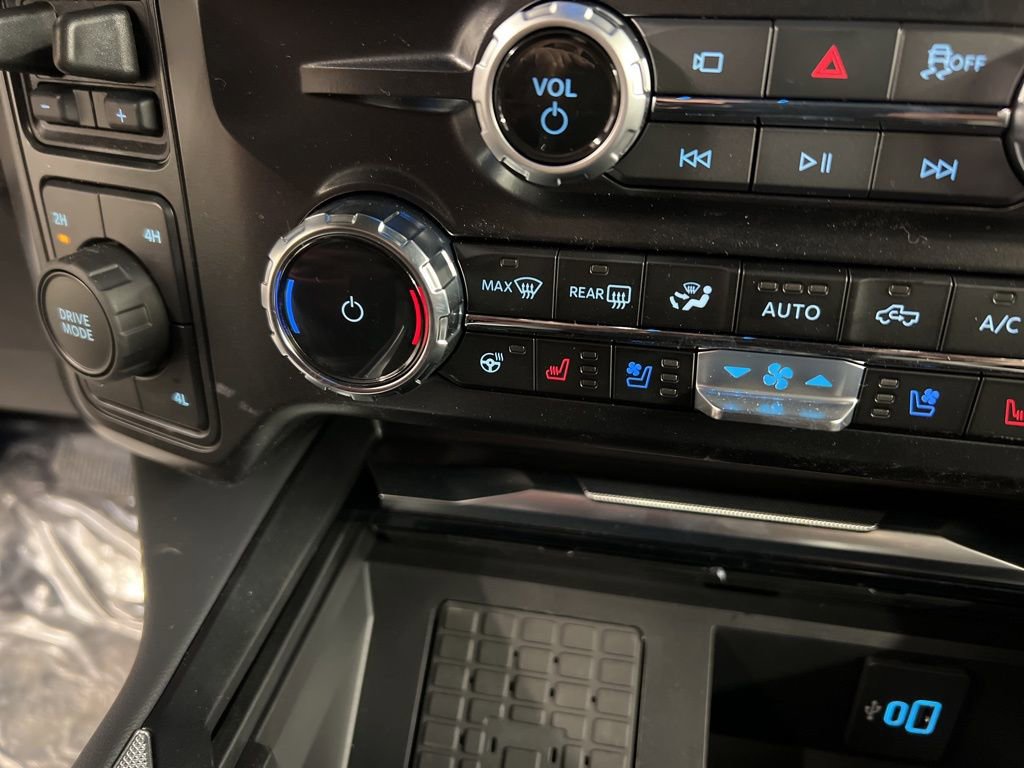 New 2026 Ford F350 Platinum image 13