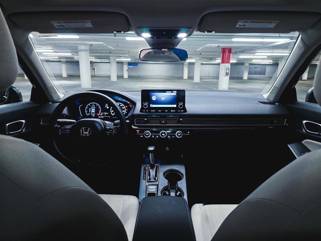 Used 2023 Honda Civic EX image 3