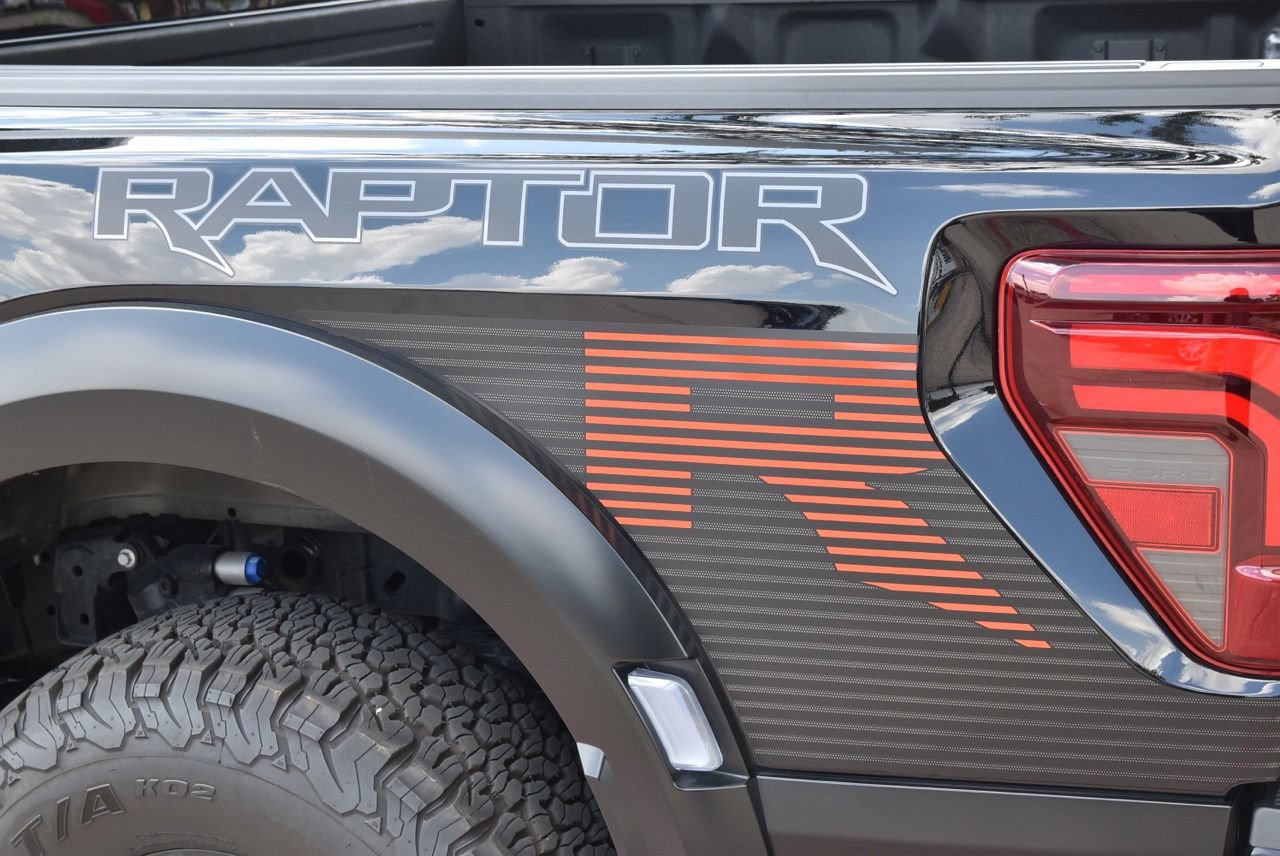 Used 2025 Ford F150 Raptor w/ Equipment Group 803A Raptor R AWD/4WD image 12