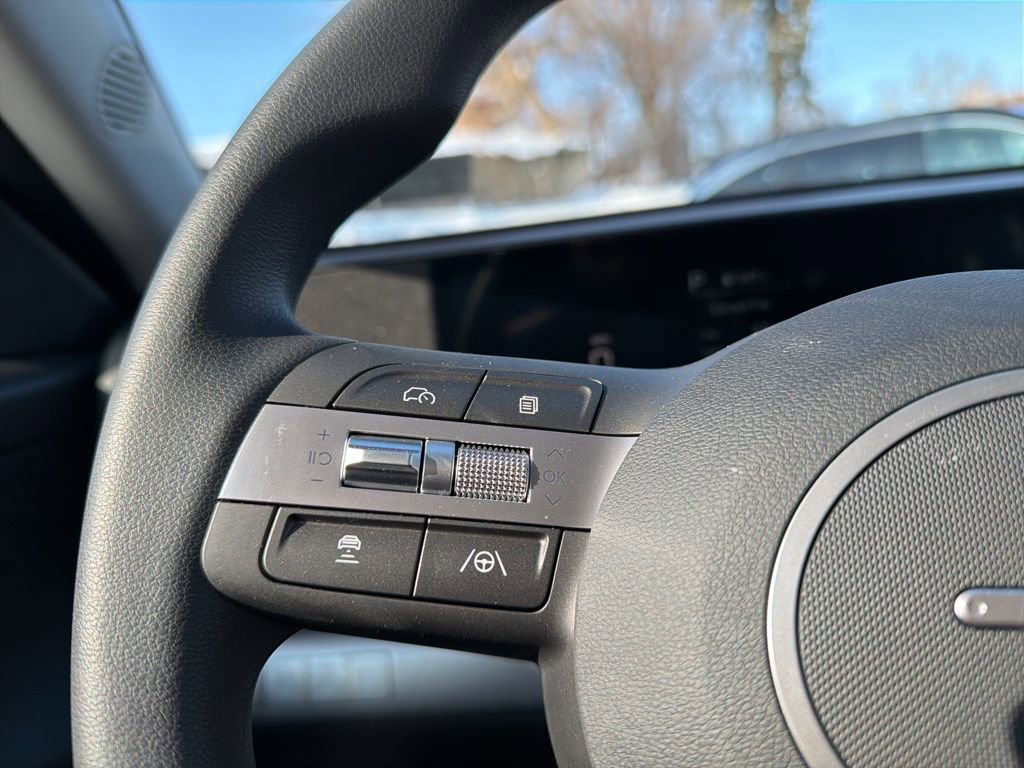 New 2026 Hyundai Kona SE image 31