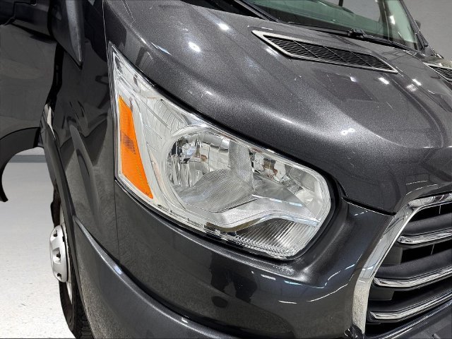 Used 2020 Ford Transit 150 XLT AWD/4WD image 32