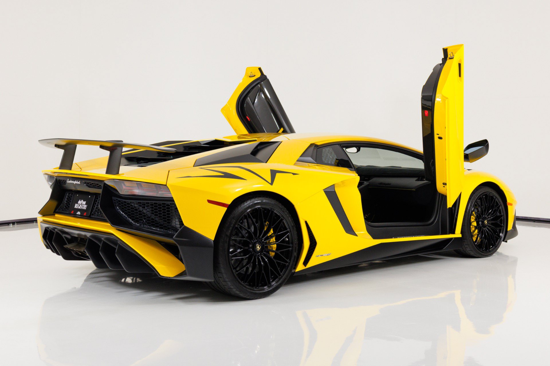 Used 2016 Lamborghini Aventador LP 750-4 Superveloce AWD/4WD image 4