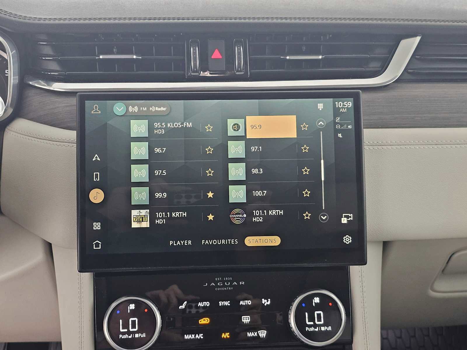 Used 2022 Jaguar F-PACE S image 25