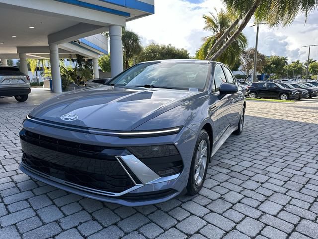 Used 2025 Hyundai Sonata SE FWD image 20