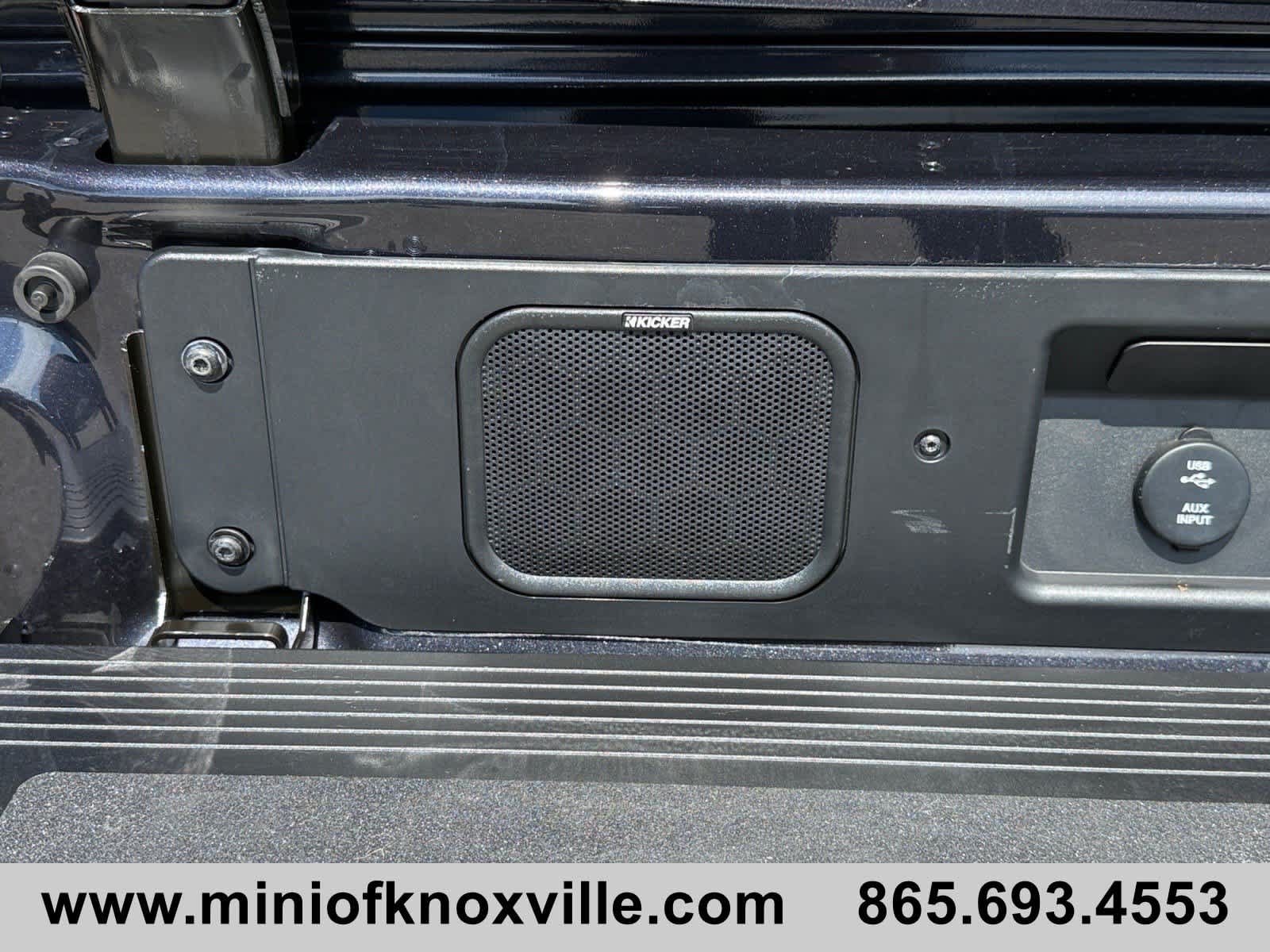 Used 2024 GMC Sierra 2500 Denali Ultimate AWD/4WD image 17