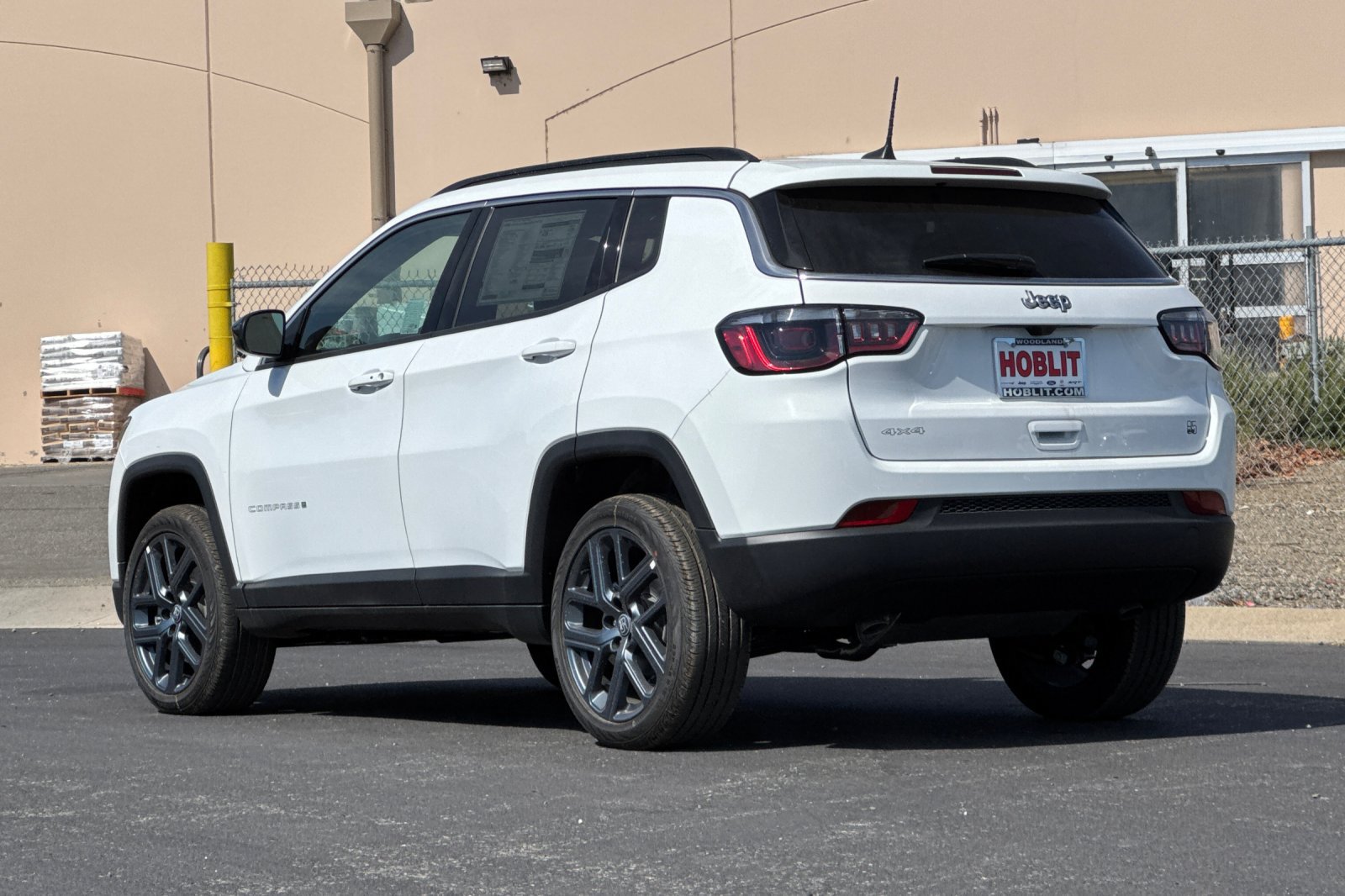 New 2026 Jeep Compass Latitude AWD/4WD image 5