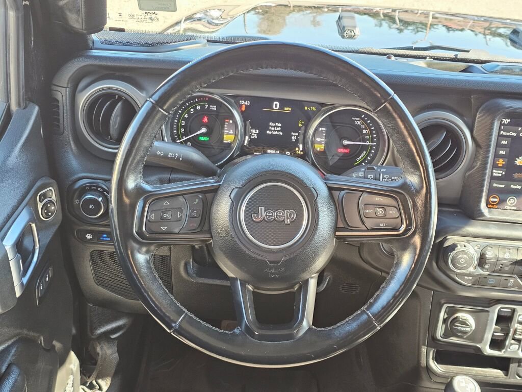 Used 2023 Jeep Wrangler Unlimited w/ Cold Weather Group image 17