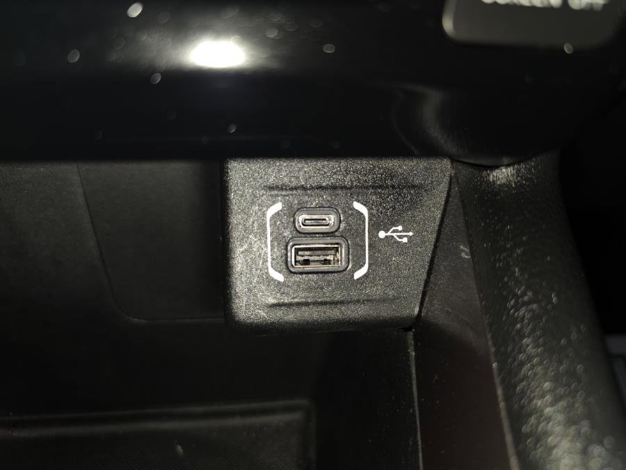 Used 2022 Jeep Compass Latitude image 24
