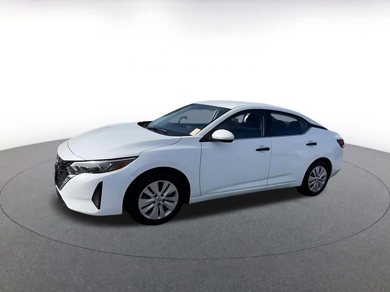 Used 2025 Nissan Sentra S image 8