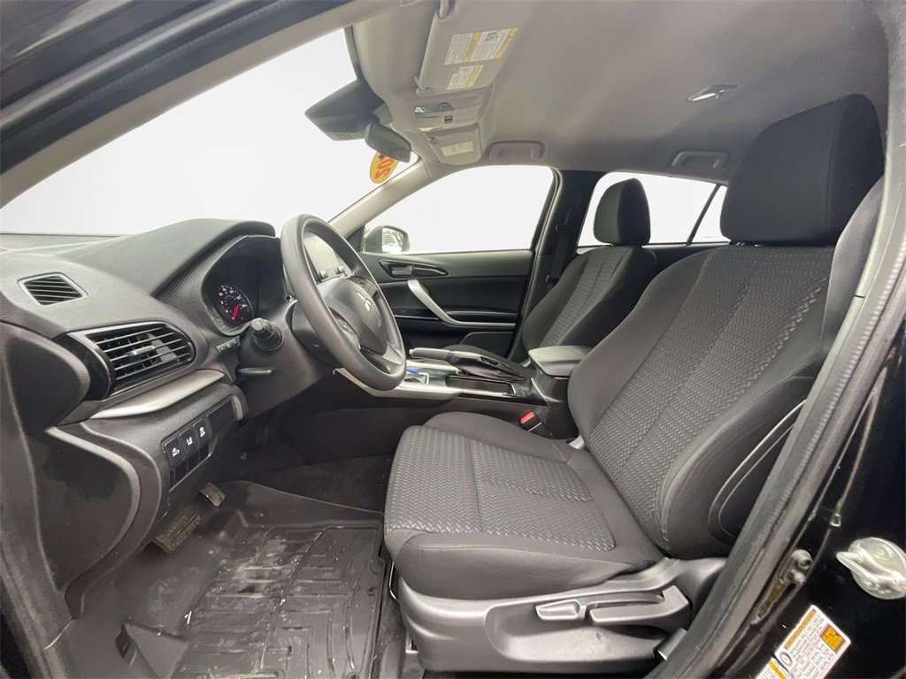 Used 2023 Mitsubishi Eclipse Cross LE image 12