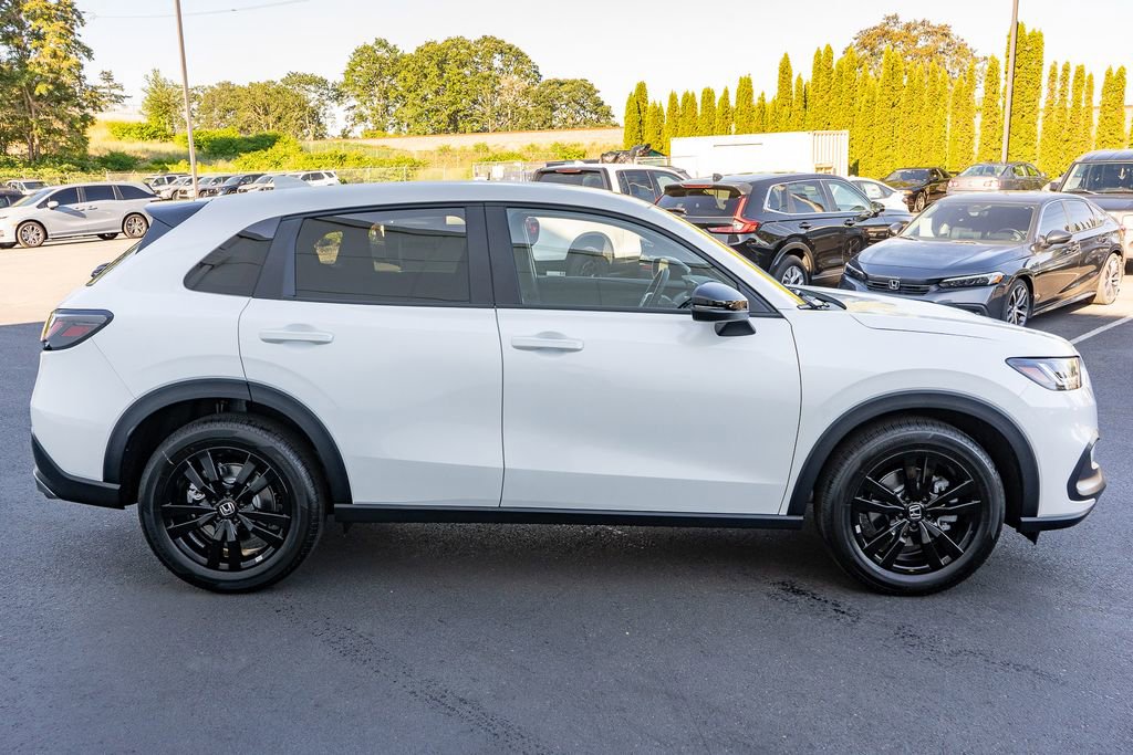 New 2026 Honda HR-V Sport image 5