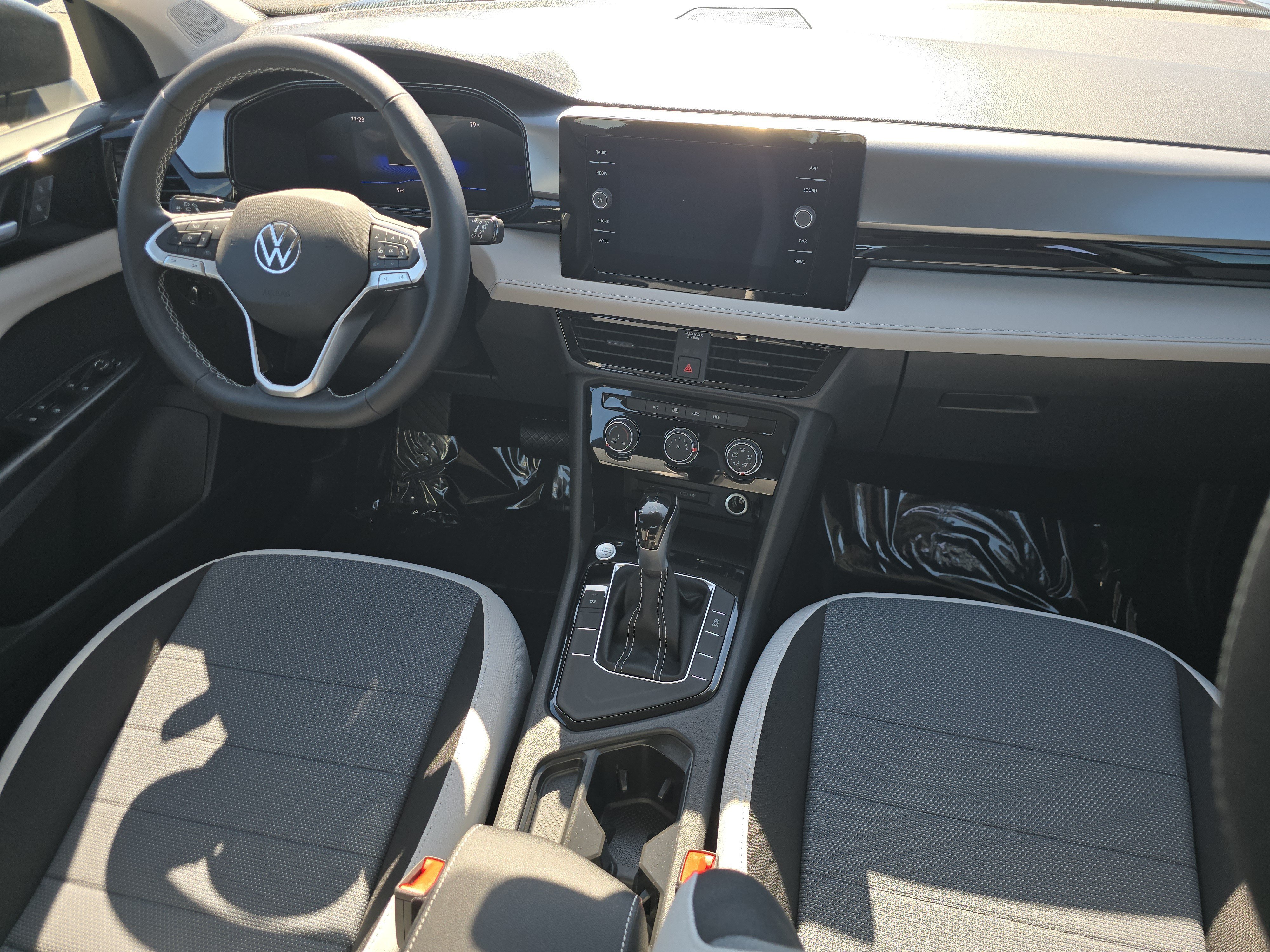 New 2027 Volkswagen Taos S FWD image 18