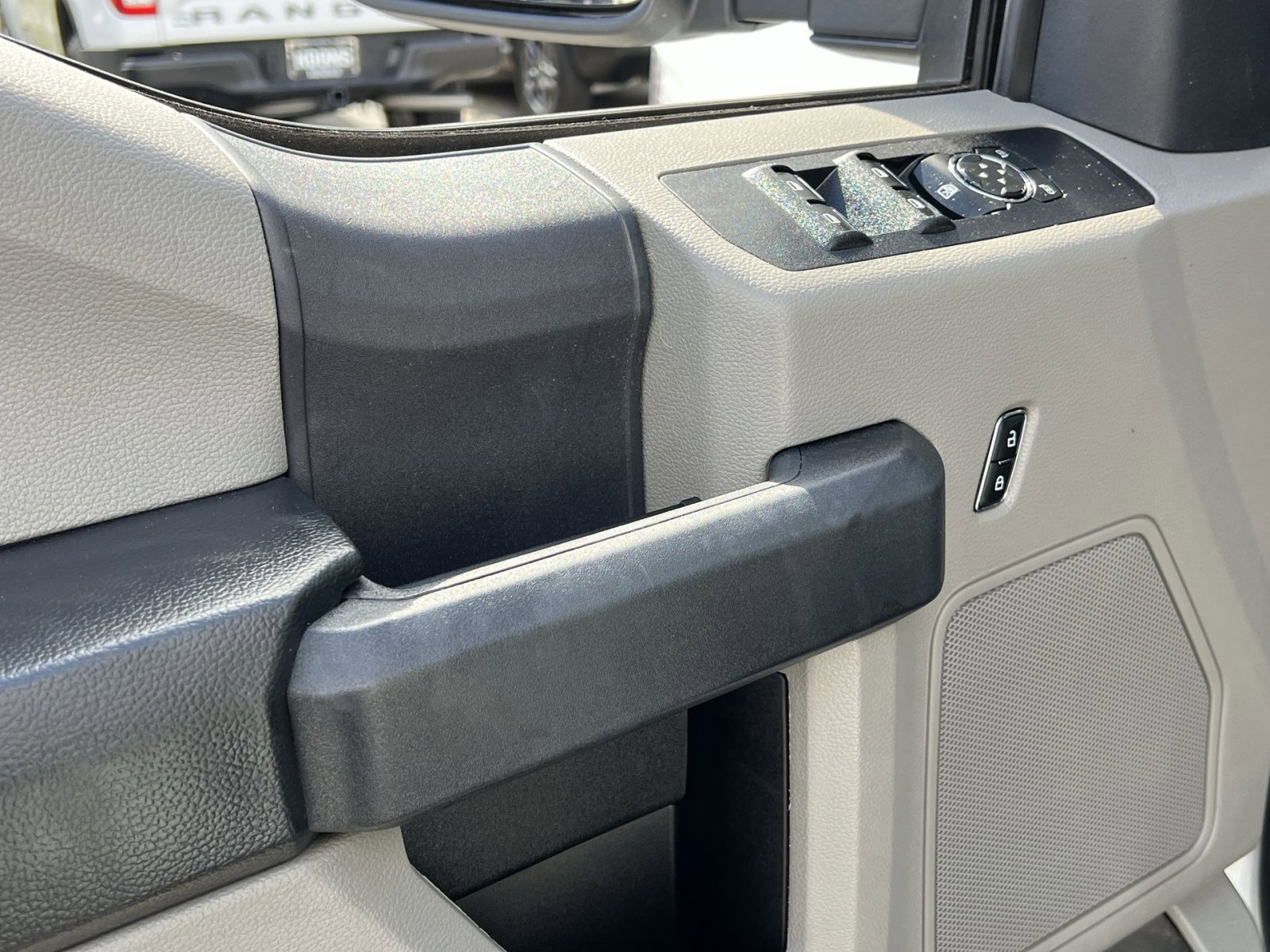 Used 2022 Ford F250 XL w/ STX Appearance Package image 15