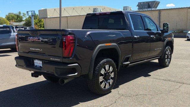 New 2026 GMC Sierra 3500 Denali w/ Denali Reserve Package AWD/4WD image 10