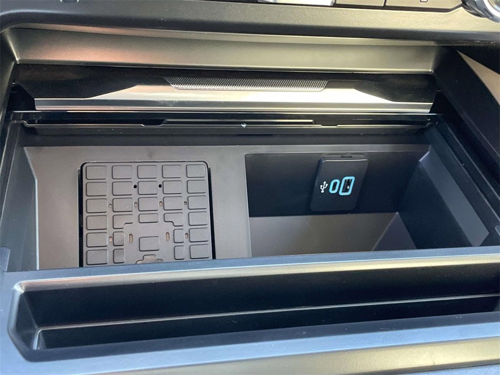 New 2026 Ford F250 Platinum image 30