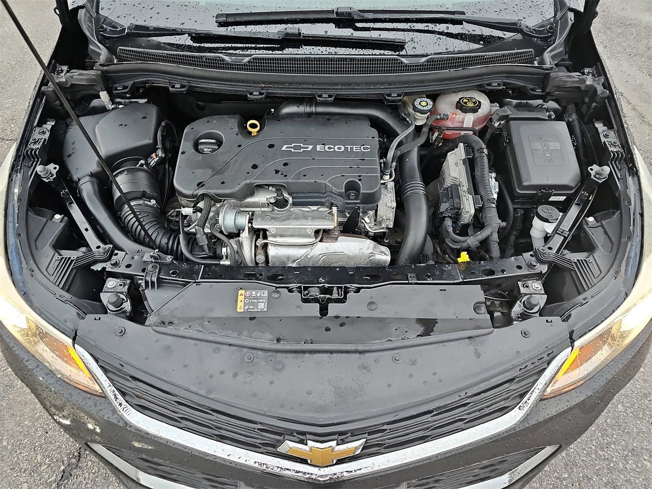 Used 2018 Chevrolet Cruze LS image 29