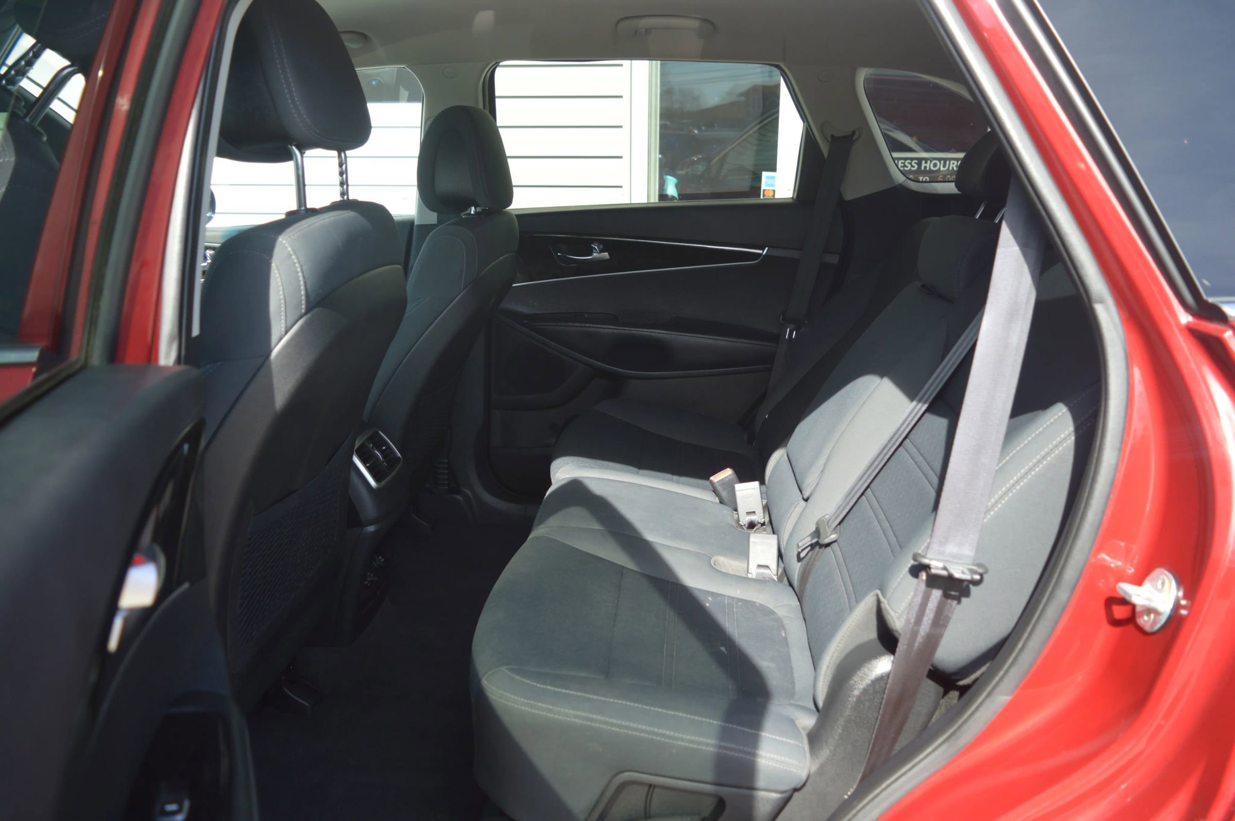 Used 2016 Kia Sorento LX w/ LX Convenience Package image 7