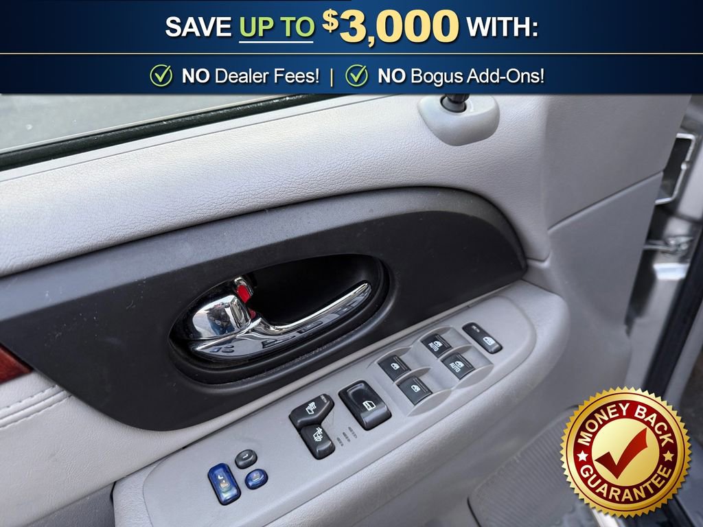 Used 2006 GMC Envoy Denali image 16