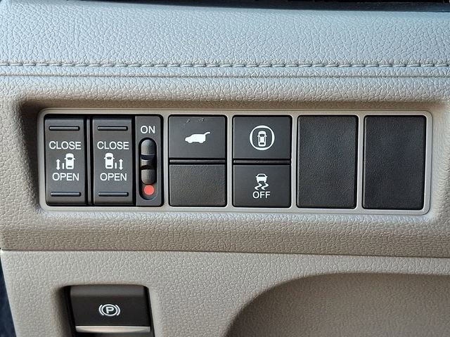 Used 2023 Honda Odyssey EX-L image 26