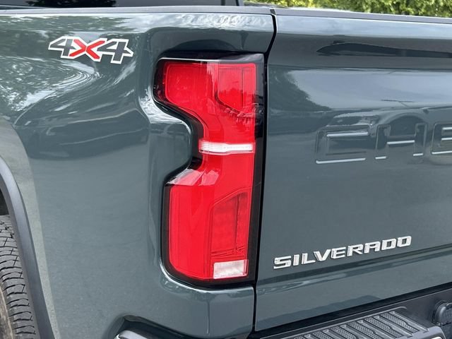Used 2026 Chevrolet Silverado 2500 LTZ AWD/4WD image 12