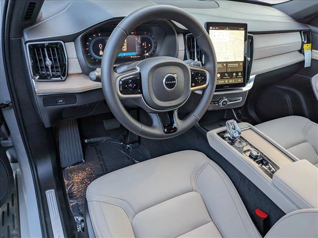 New 2025 Volvo XC90 B6 Core w/ Protection Package Premier video 3