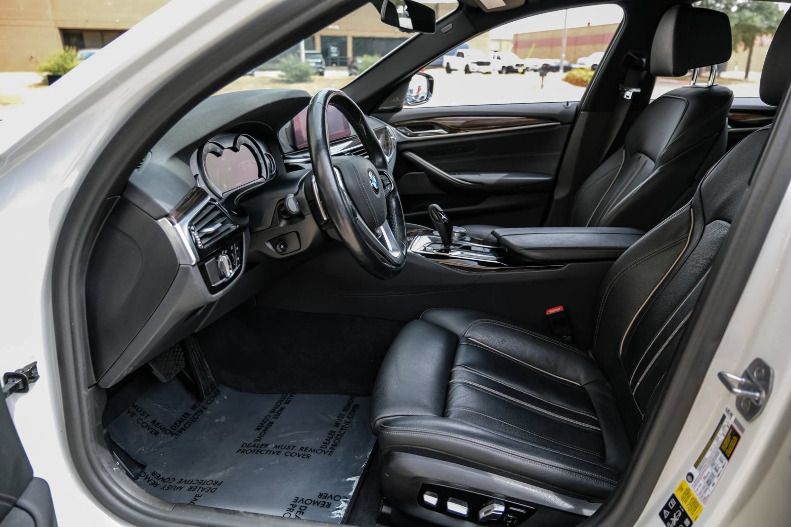 Used 2019 BMW 540i xDrive AWD/4WD image 3