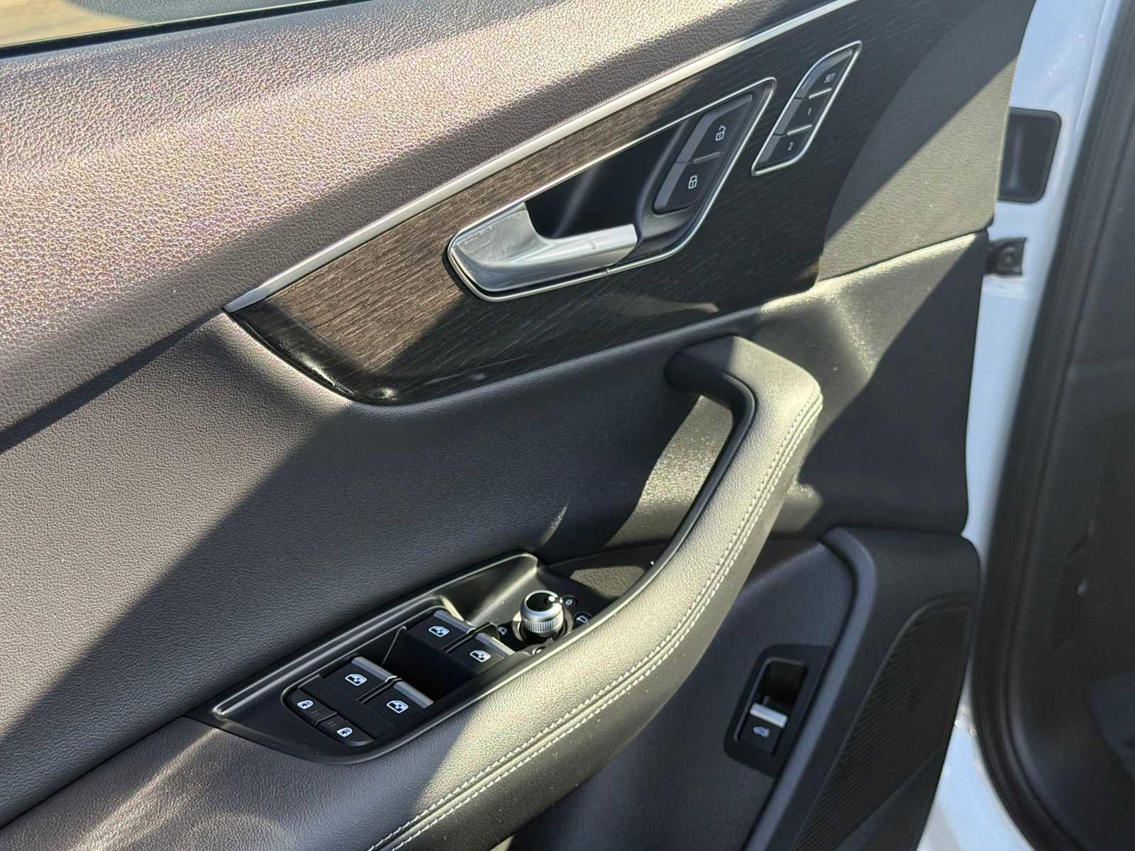 New 2025 Audi Q7 3.0T Prestige image 22