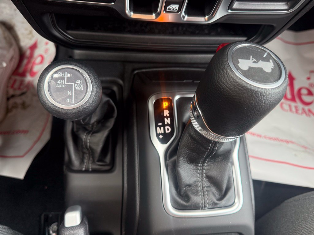 Used 2025 Jeep Wrangler Unlimited Sport S 4xe w/ Convenience Group AWD/4WD image 23