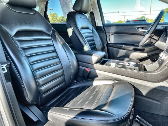Used 2024 Ford Edge SEL AWD/4WD image 32