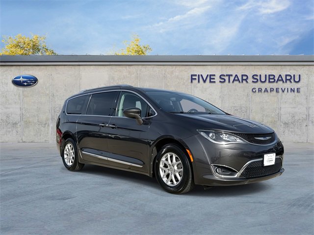 Used 2020 Chrysler Pacifica Touring-L image 1
