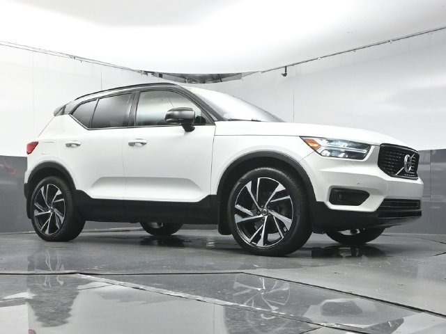 Used 2020 Volvo XC40 T5 R-Design w/ Protection Package AWD/4WD image 40