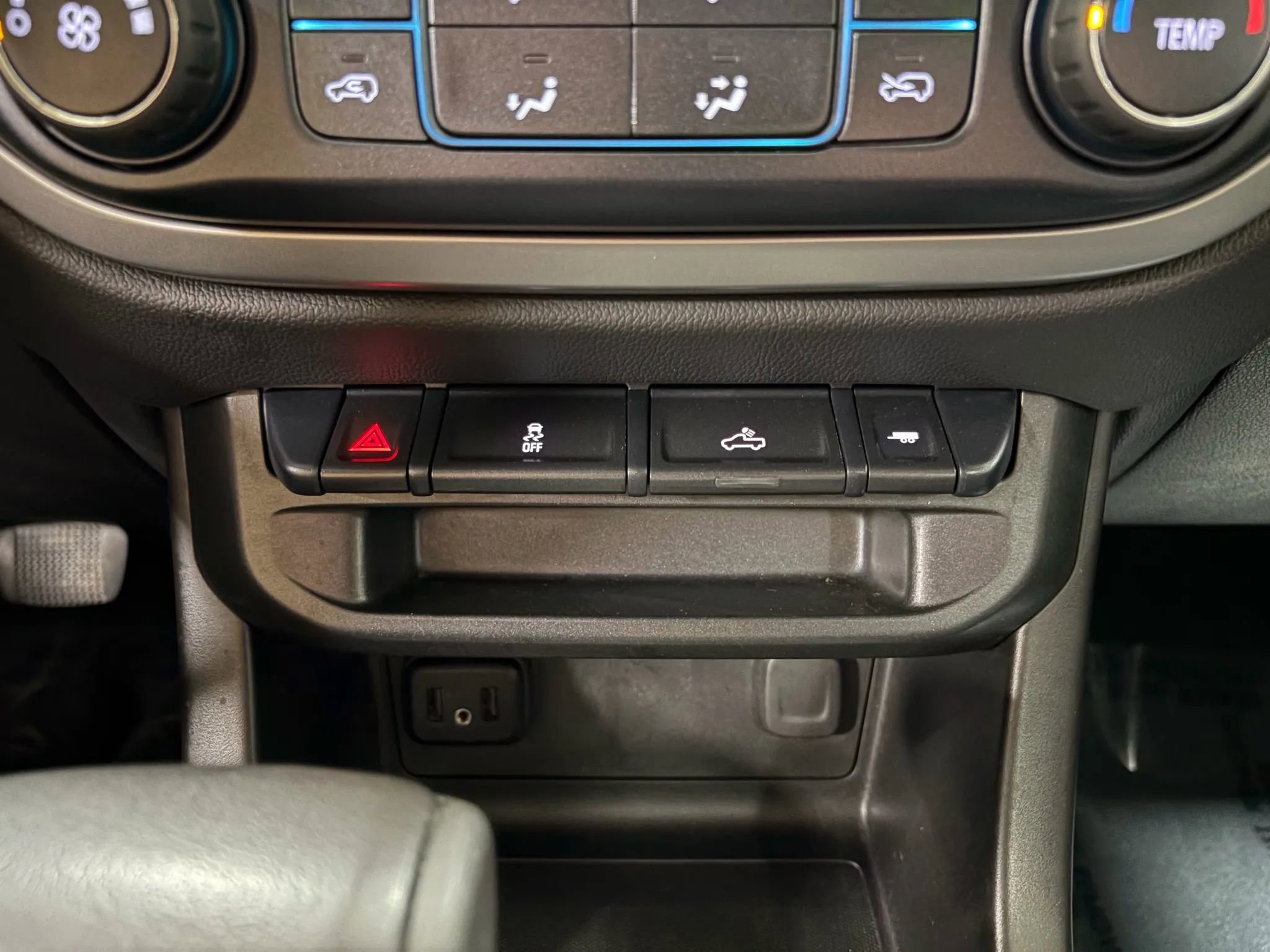 Used 2019 Chevrolet Colorado LT w/ Redline Special Edition image 41