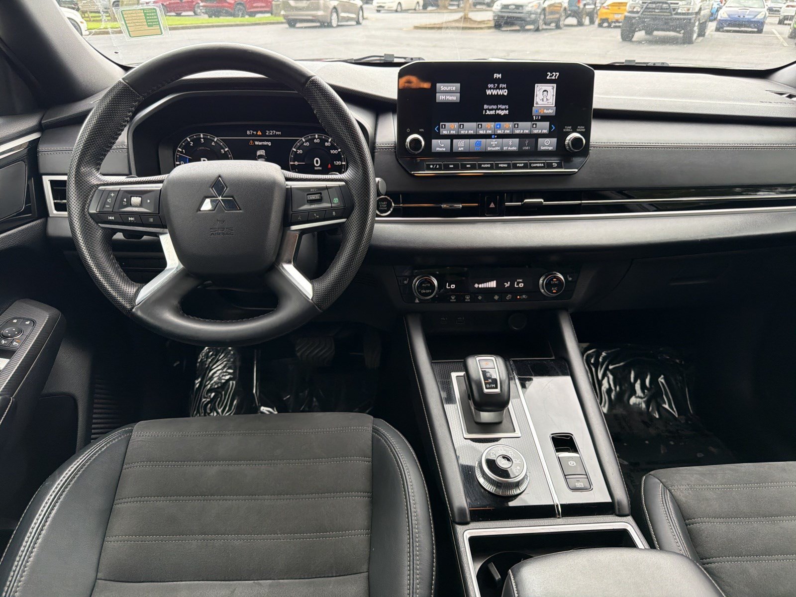 Used 2023 Mitsubishi Outlander SE FWD image 21