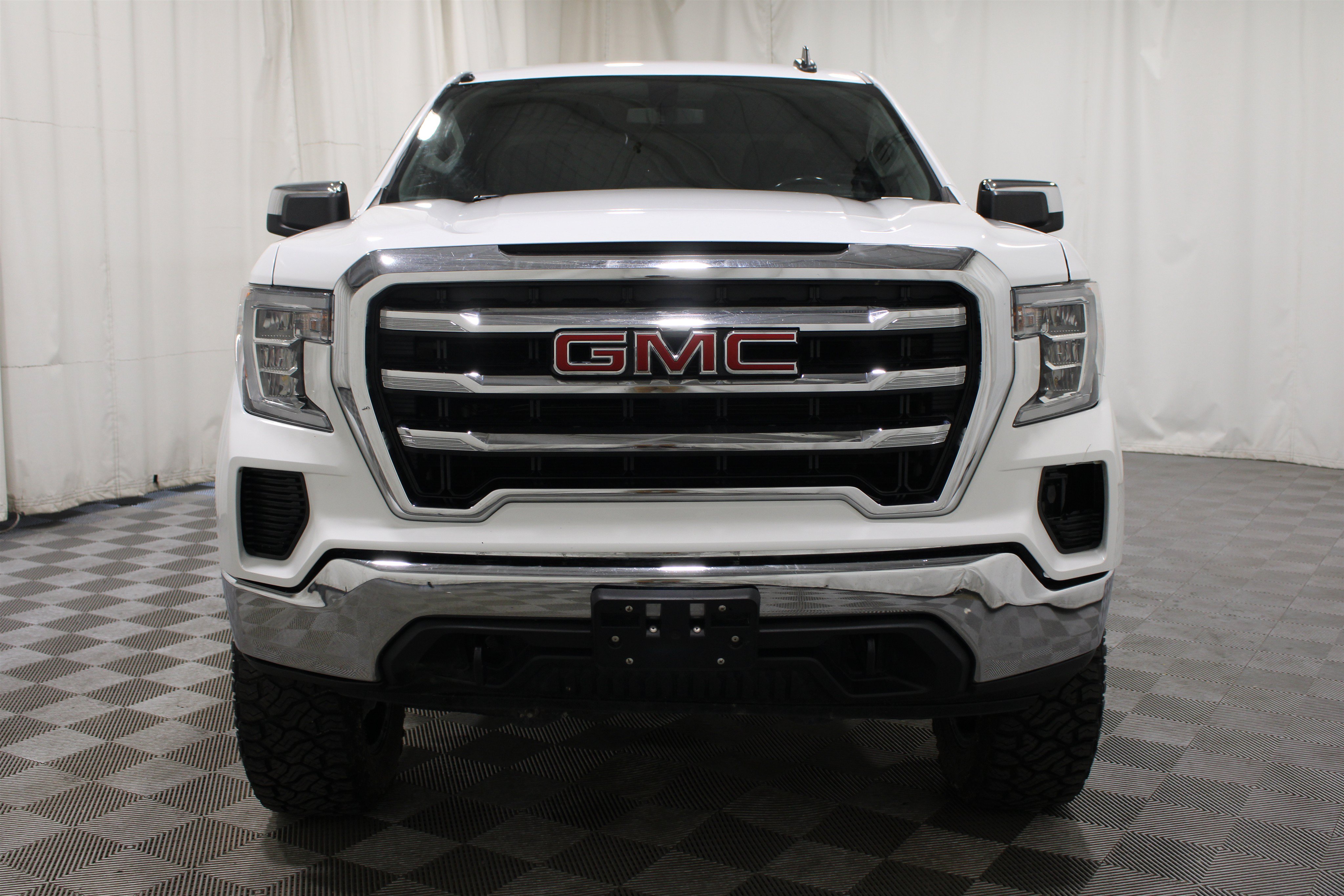 Used 2019 GMC Sierra 1500 SLE w/ SLE Value Package AWD/4WD image 32