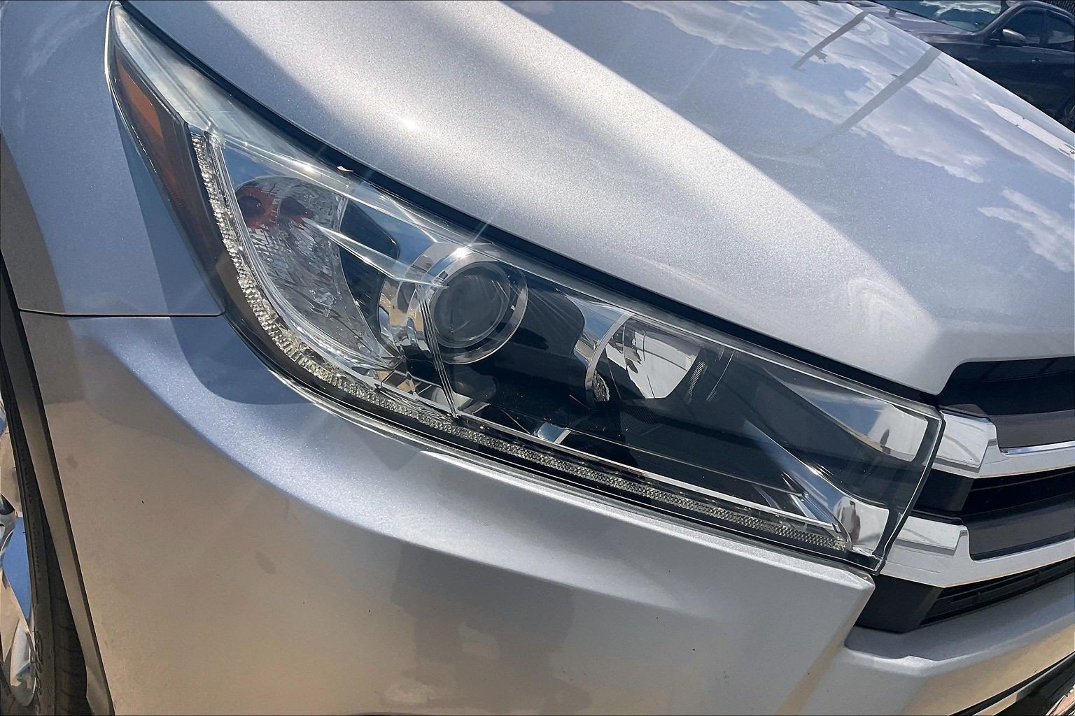 Used 2018 Toyota Highlander Limited AWD/4WD image 34