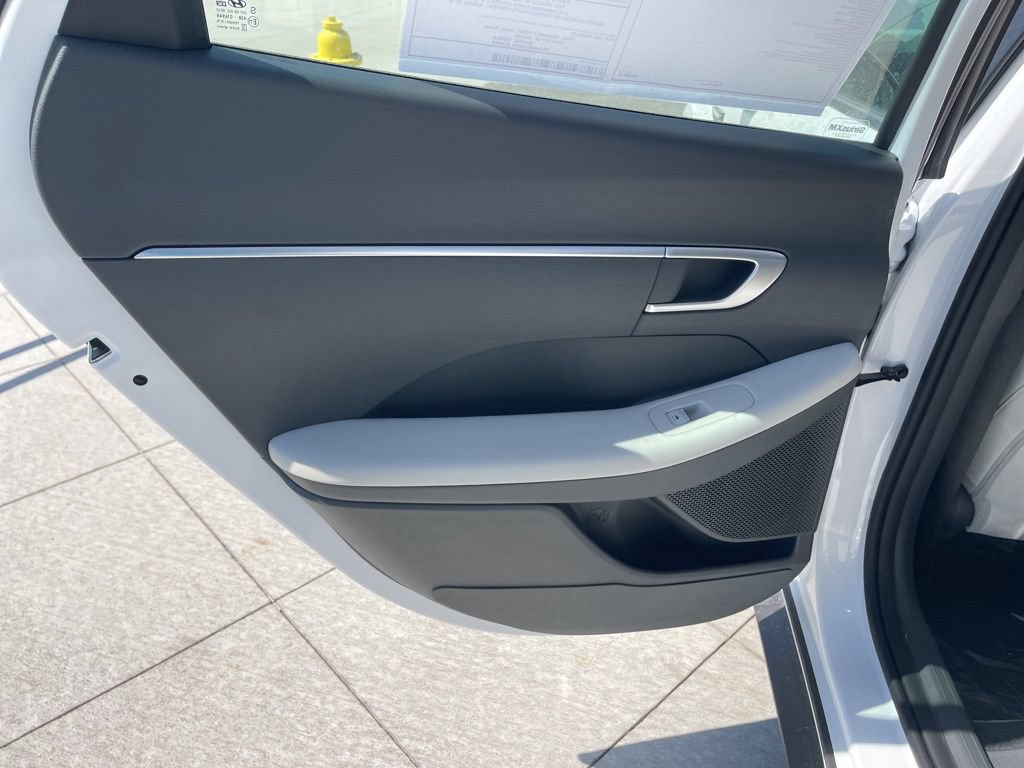 New 2026 Hyundai Sonata SE FWD image 14